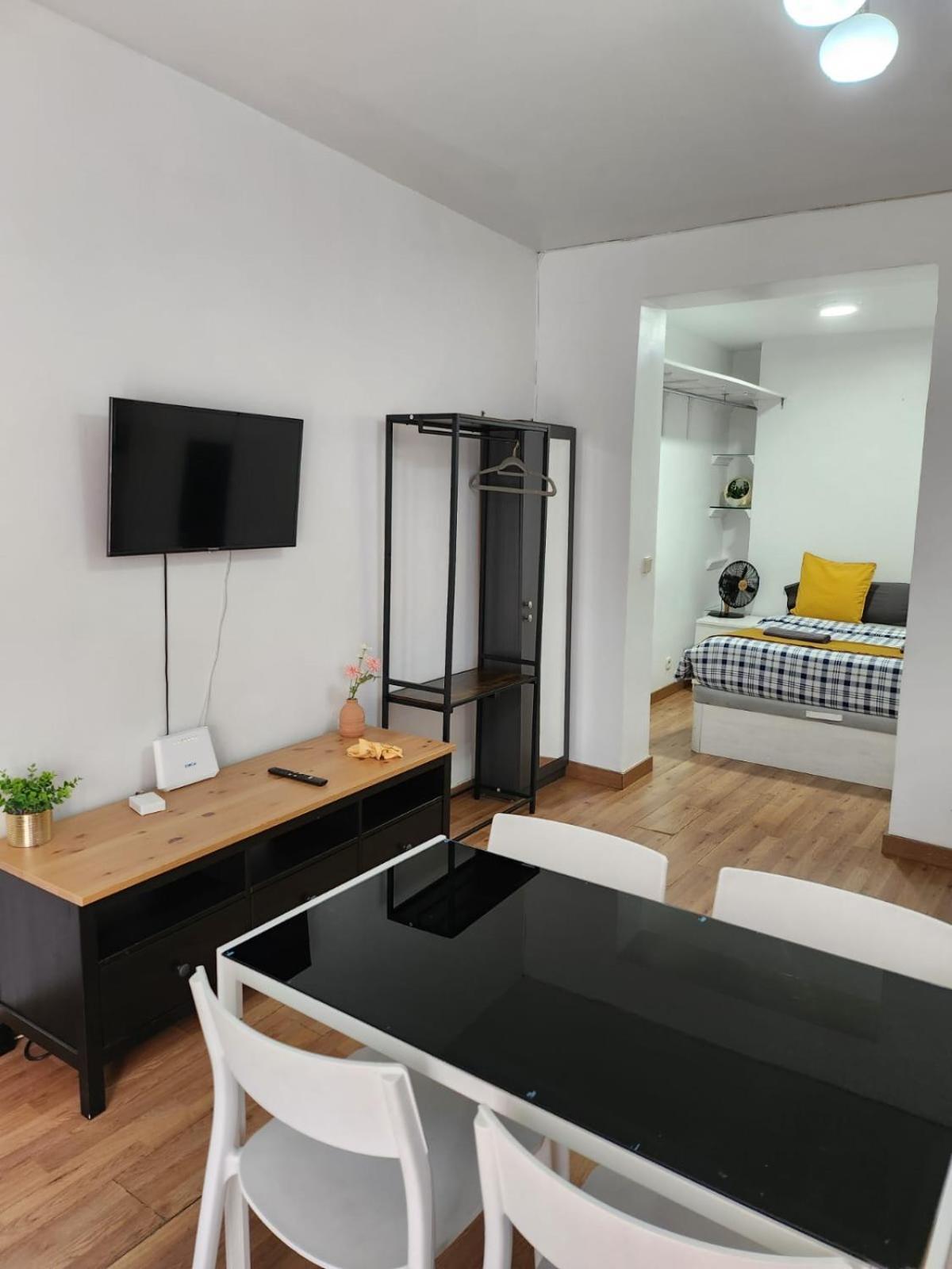 Estudio 504 M-15 Madrid Bagian luar foto